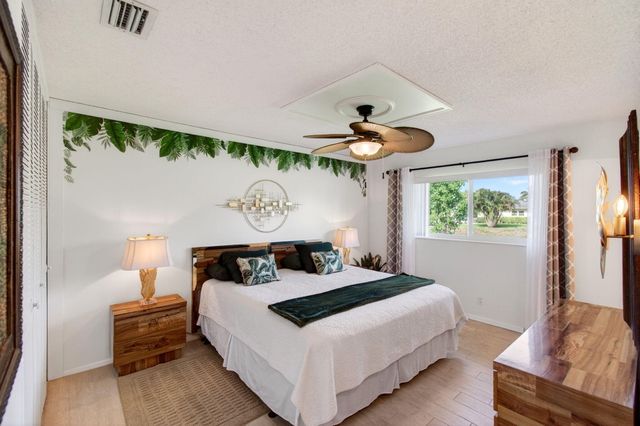2533 Dudley Dr W Unit E, West Palm Beach, FL 33415