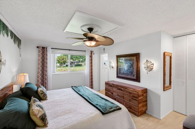 2533 Dudley Dr W Unit E, West Palm Beach, FL 33415