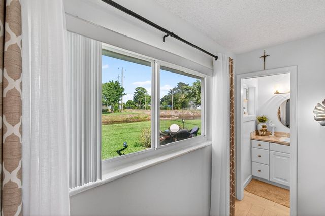 2533 Dudley Dr W Unit E, West Palm Beach, FL 33415