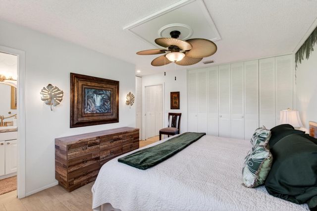 2533 Dudley Dr W Unit E, West Palm Beach, FL 33415