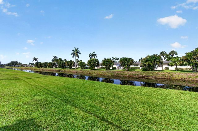 2533 Dudley Dr W Unit E, West Palm Beach, FL 33415