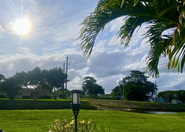 2533 Dudley Dr W Unit E, West Palm Beach, FL 33415