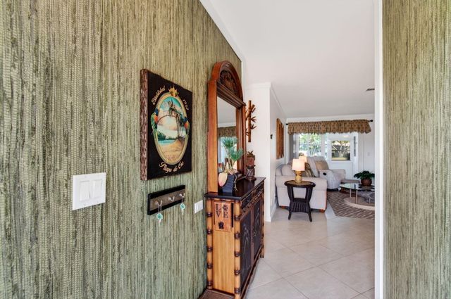 2533 Dudley Dr W Unit E, West Palm Beach, FL 33415