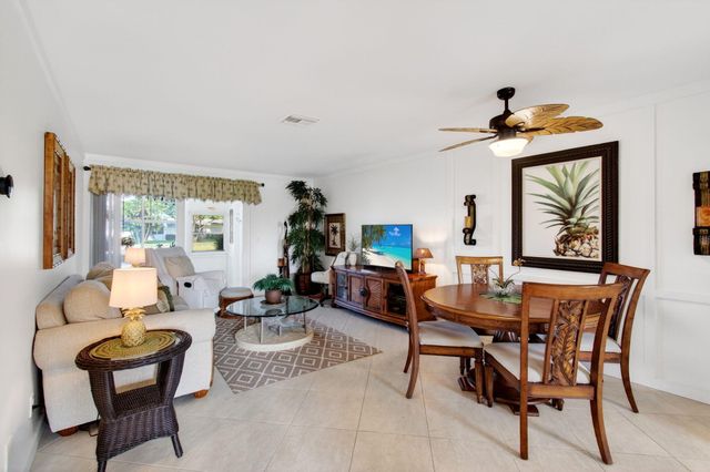 2533 Dudley Dr W Unit E, West Palm Beach, FL 33415