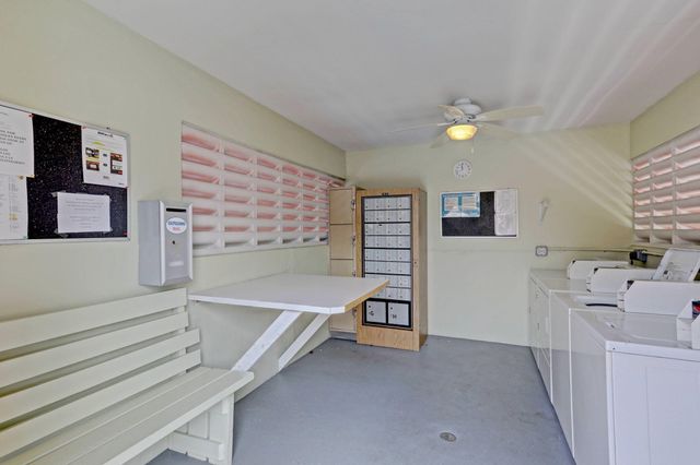2533 Dudley Dr W Unit E, West Palm Beach, FL 33415