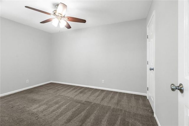 5702 N Highland Avenue, Kansas City, MO 64118