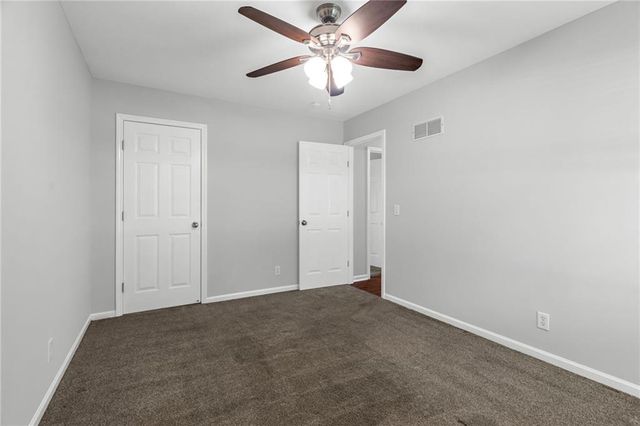 5702 N Highland Avenue, Kansas City, MO 64118