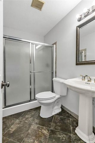 5702 N Highland Avenue, Kansas City, MO 64118