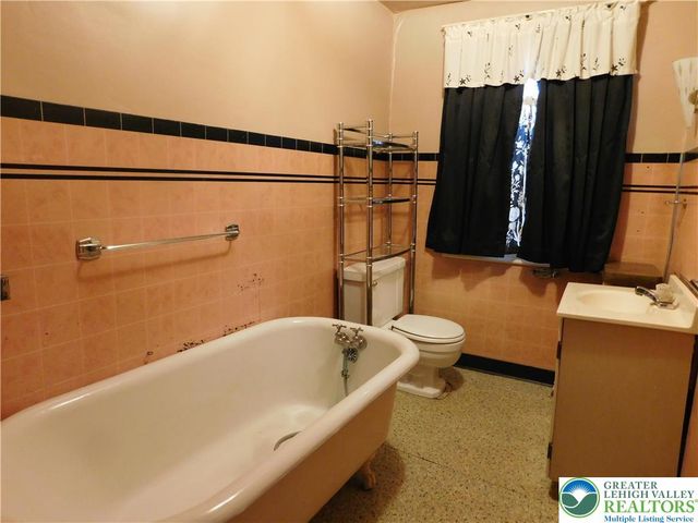 103 East Amidon Street, Summit Hill Boro, PA 18725