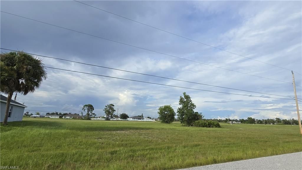 617 NW 15th TER, CAPE CORAL, FL 33993 — photo 4