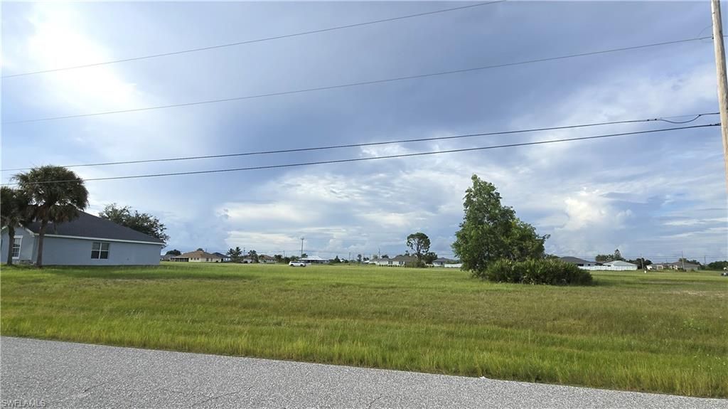 617 NW 15th TER, CAPE CORAL, FL 33993 — photo 5