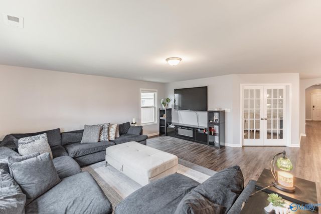 103 Hillis Lane, Hazel Green, AL 35750