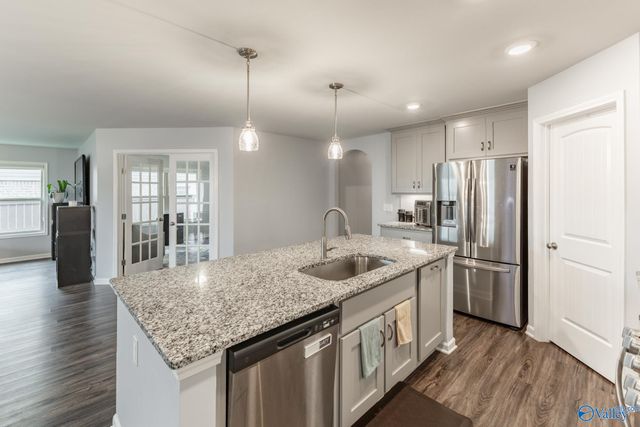 103 Hillis Lane, Hazel Green, AL 35750