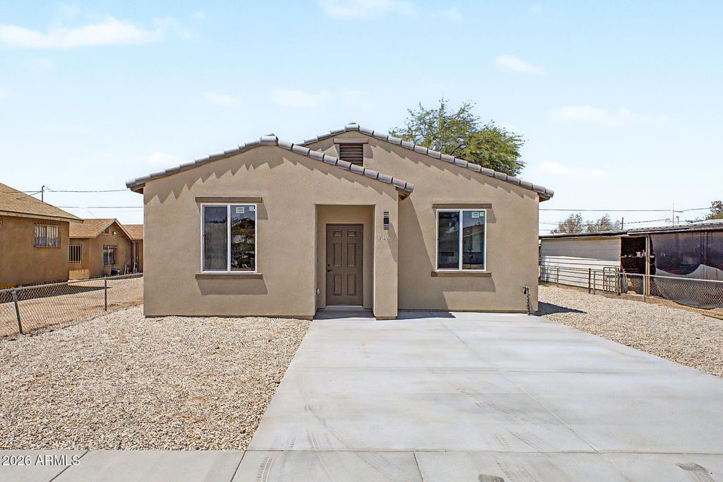 706 W 12TH Street, Casa Grande, AZ 85122