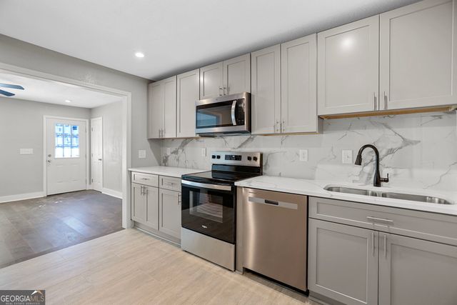 3356 Kings Park Circle, Macon, GA 31217