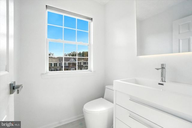 156 COUNTRY RIDGE DR, Red Lion, PA 17356