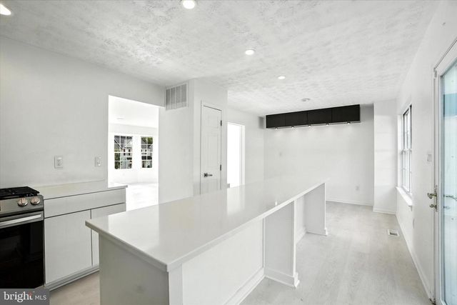 156 COUNTRY RIDGE DR, Red Lion, PA 17356