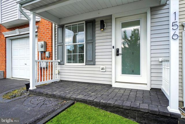 156 COUNTRY RIDGE DR, Red Lion, PA 17356