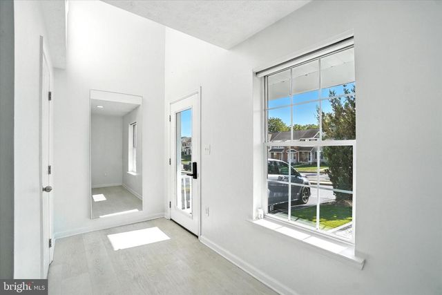 156 COUNTRY RIDGE DR, Red Lion, PA 17356