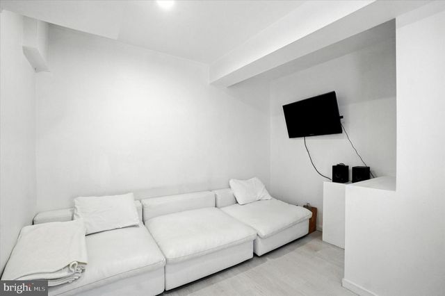 156 COUNTRY RIDGE DR, Red Lion, PA 17356