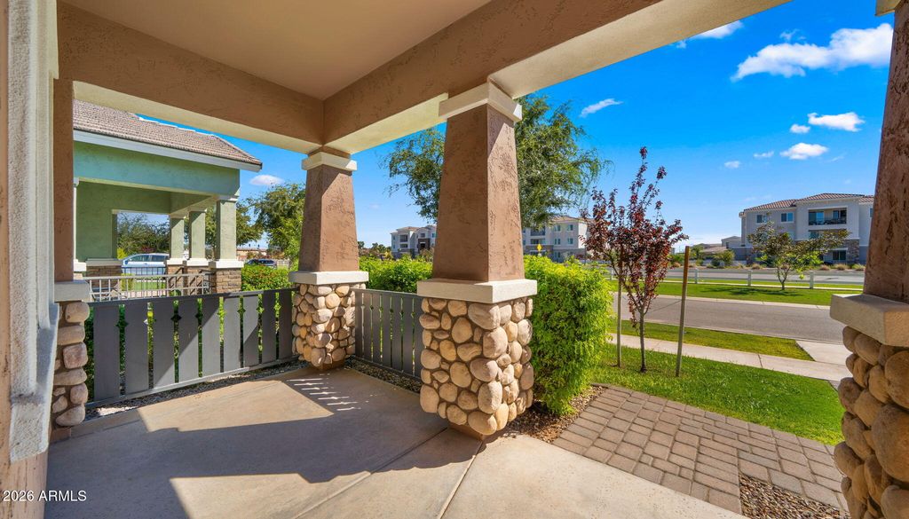 3526 E SPRING WHEAT Lane, Gilbert, AZ 85296 — photo 4