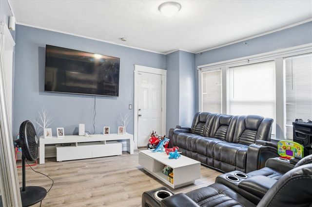 183 Byfield Street, Providence, RI 02905