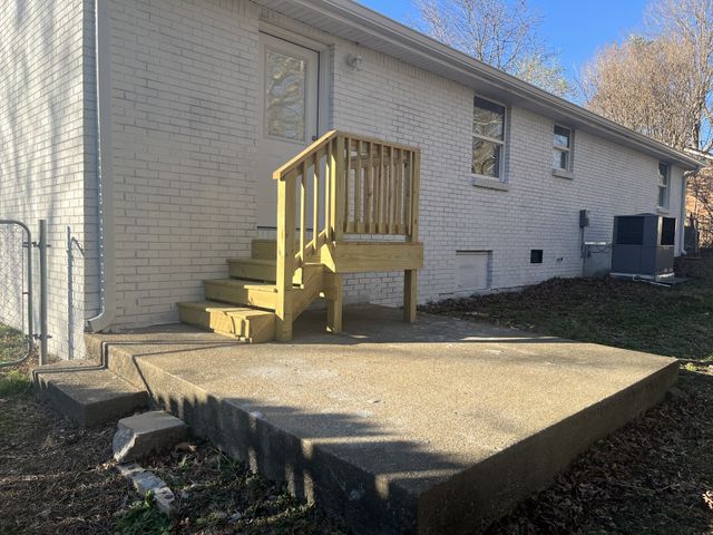 1029 Granada Rd, Ashland City, TN 37015