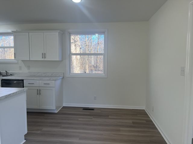 1029 Granada Rd, Ashland City, TN 37015