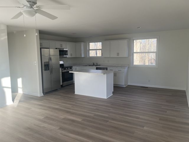 1029 Granada Rd, Ashland City, TN 37015