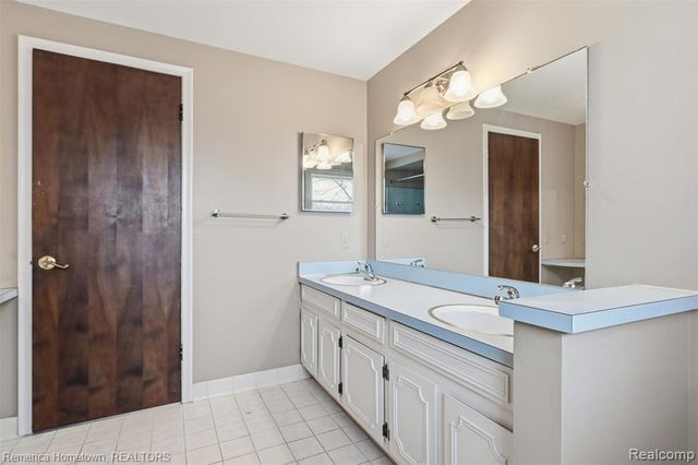 12811 Glenview Drive, Plymouth, MI 48170