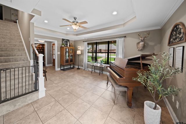 155 Fairway Dr, Bullard, TX 75757