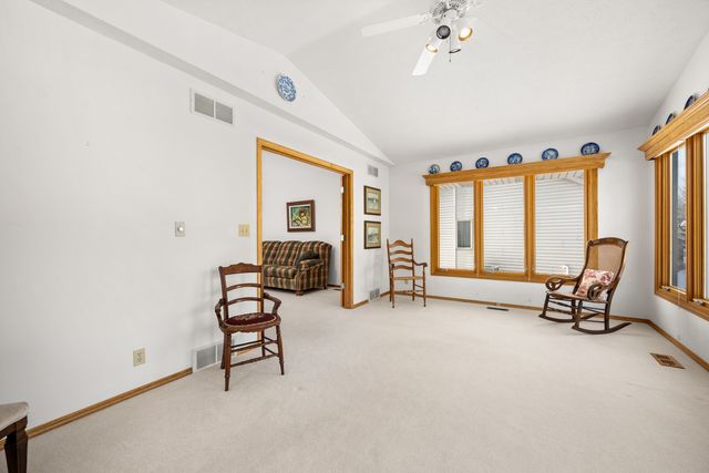 1755 Brock Circle, Sycamore, IL 60178