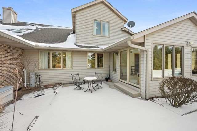 1755 Brock Circle, Sycamore, IL 60178