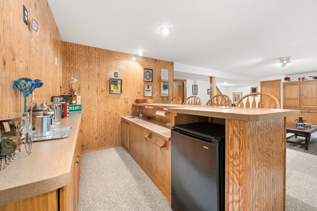 1755 Brock Circle, Sycamore, IL 60178