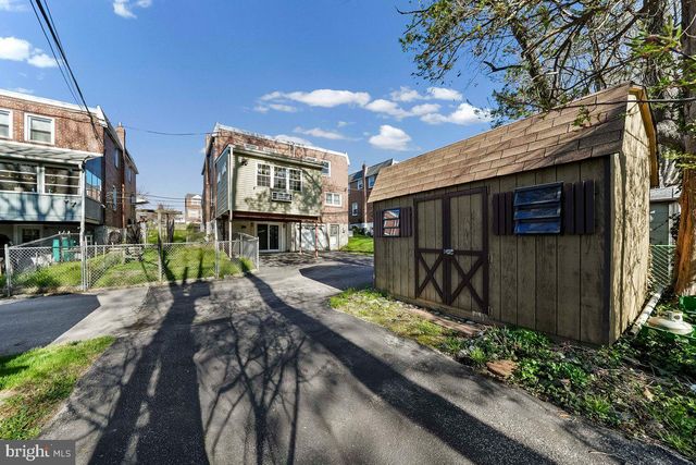 114 LAKEVIEW DR, Ridley Park, PA 19078