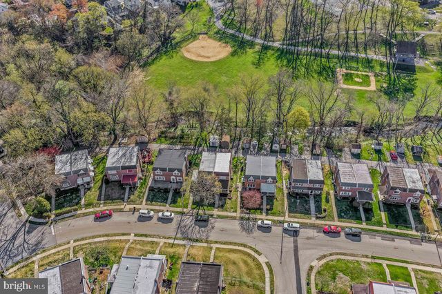 114 LAKEVIEW DR, Ridley Park, PA 19078