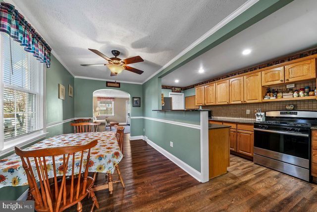 114 LAKEVIEW DR, Ridley Park, PA 19078