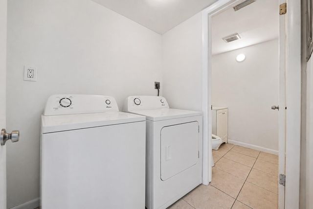 2173 White Pine Circle C, Greenacres, FL 33415