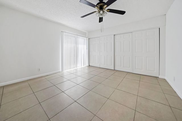 2173 White Pine Circle C, Greenacres, FL 33415