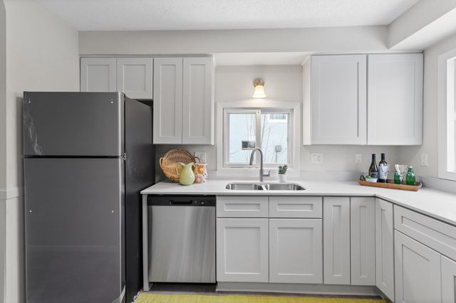 326 Faversham, Willernie, MN 55090