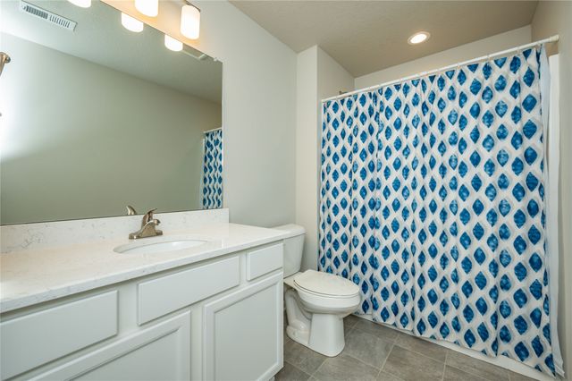 5817 SE 22nd Court, Des Moines, IA 50320