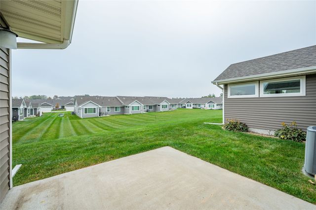 5817 SE 22nd Court, Des Moines, IA 50320