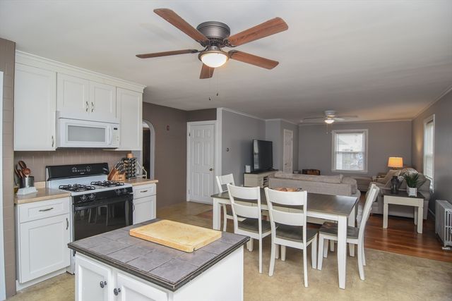2 Lamb St, Attleboro, MA 02703