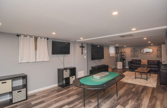 2 Lamb St, Attleboro, MA 02703