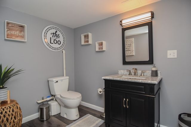 2 Lamb St, Attleboro, MA 02703
