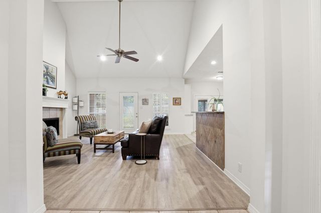 22914 Bramblevine Drive, Magnolia, TX 77355