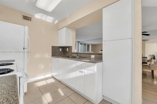 4647 NW 97th Pl 151, Doral, FL 33178