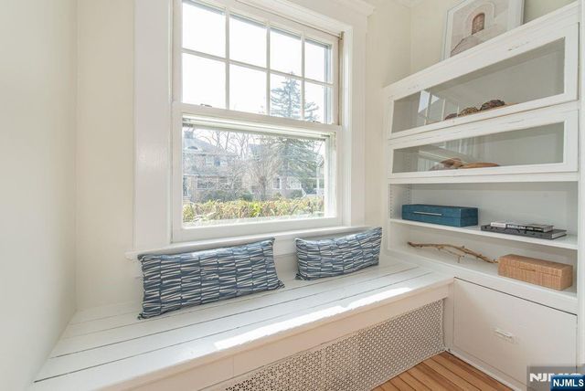 14 Burnside Street, Montclair, NJ 07043