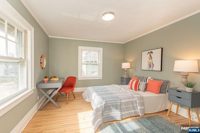 14 Burnside Street, Montclair, NJ 07043