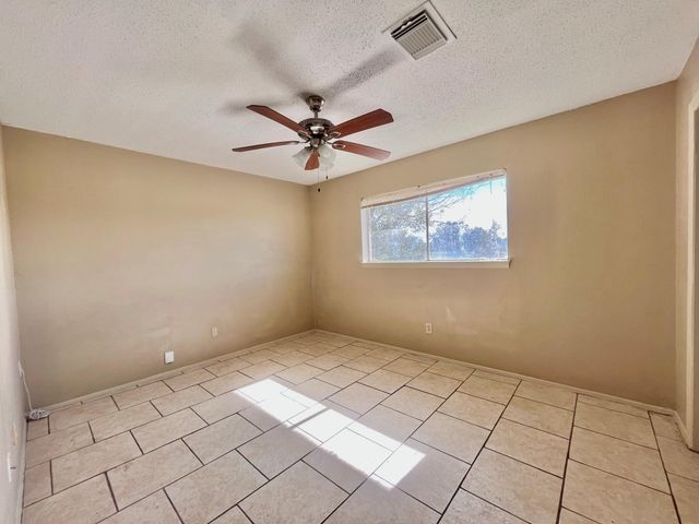 3021 Sycamore Avenue 10, Bay City, TX 77414